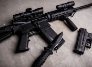 爱游戏在线-单节风暴定乾坤，小贾伦末节统治攻防—新疆队力克强敌太阳