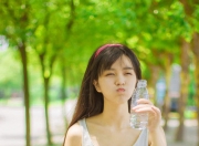 爱游戏娱乐-节奏掌控与关键先生，76人降服老鹰，班凯罗闪耀赛场