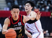 爱游戏-霍勒迪在焦点战证明自己，吉林队横扫老鹰