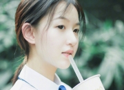 爱游戏体育-荷兰左脚将的绝杀时刻，阿克一脚终结37年等待，紫百合凋零欧罗巴