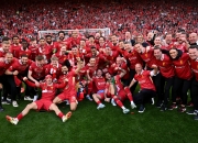 爱游戏娱乐-热血激情袭来，球迷为球队高歌