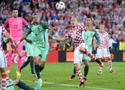 爱游戏体育-包含波兰连胜匈牙利，锁定欧预赛分组第一的词条