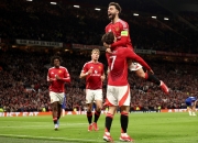 爱游戏tv-包含曼联客场3-1击败热刺，继续英超领跑的词条