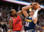 爱游戏官方-快船不敌国王，莱昂纳德再添一落的简单介绍