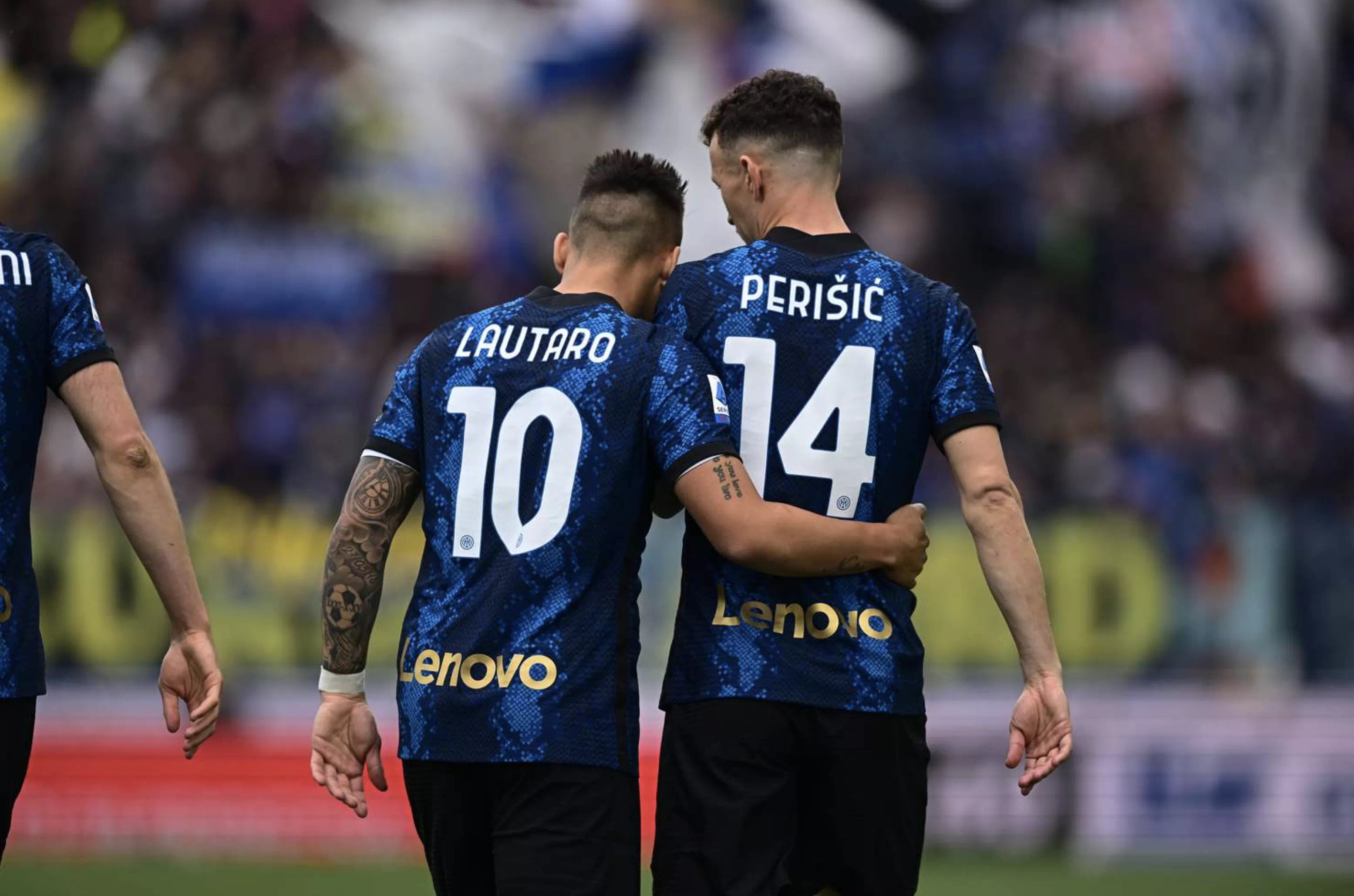 关于黑猫负重再战，战胜奇才取得关键胜利的信息