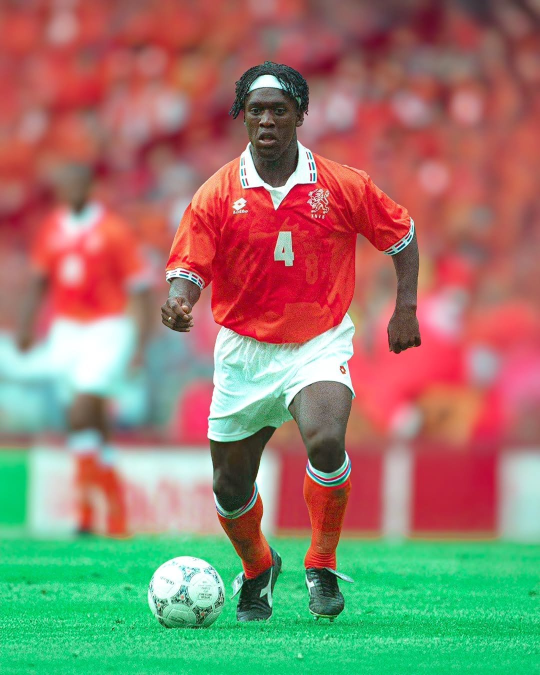 荷兰运动员发挥出色，勇敢突破困难的简单介绍