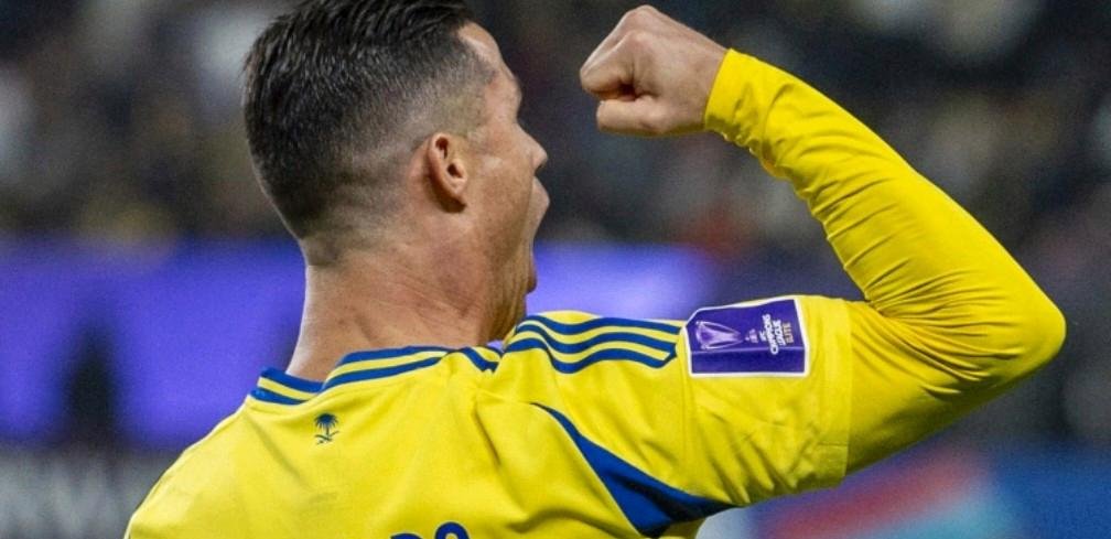 球队斗志昂扬取得令人赞叹的胜利