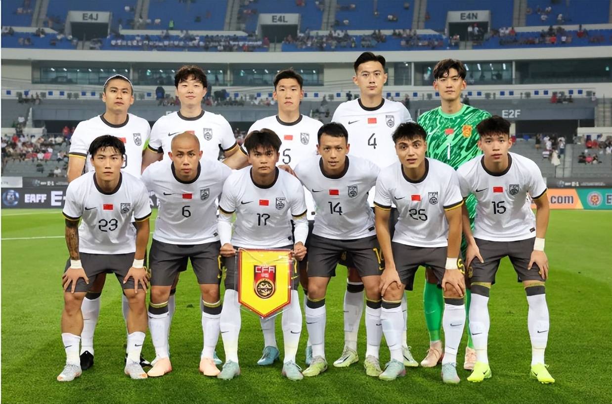 大局之外，球队球员积极参与公益活动的简单介绍