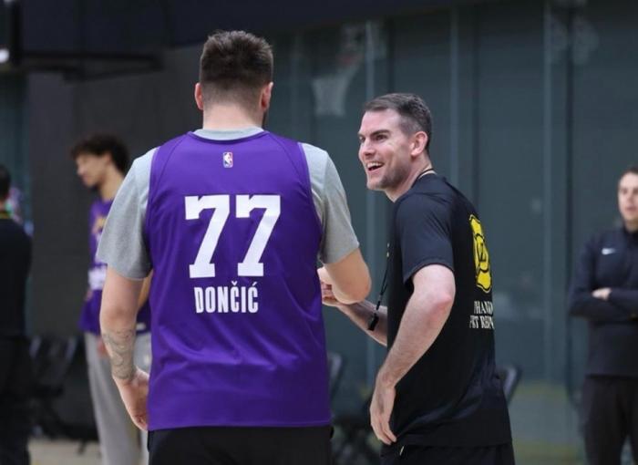 关于斯洛文尼亚队一鼓作气晋级下一轮的信息 关于斯洛文尼亚队一鼓作气晋级下一轮的信息