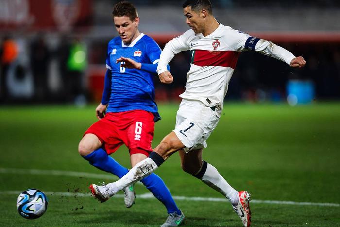 葡萄牙客场大胜阿尔巴尼亚，C罗传射的简单介绍