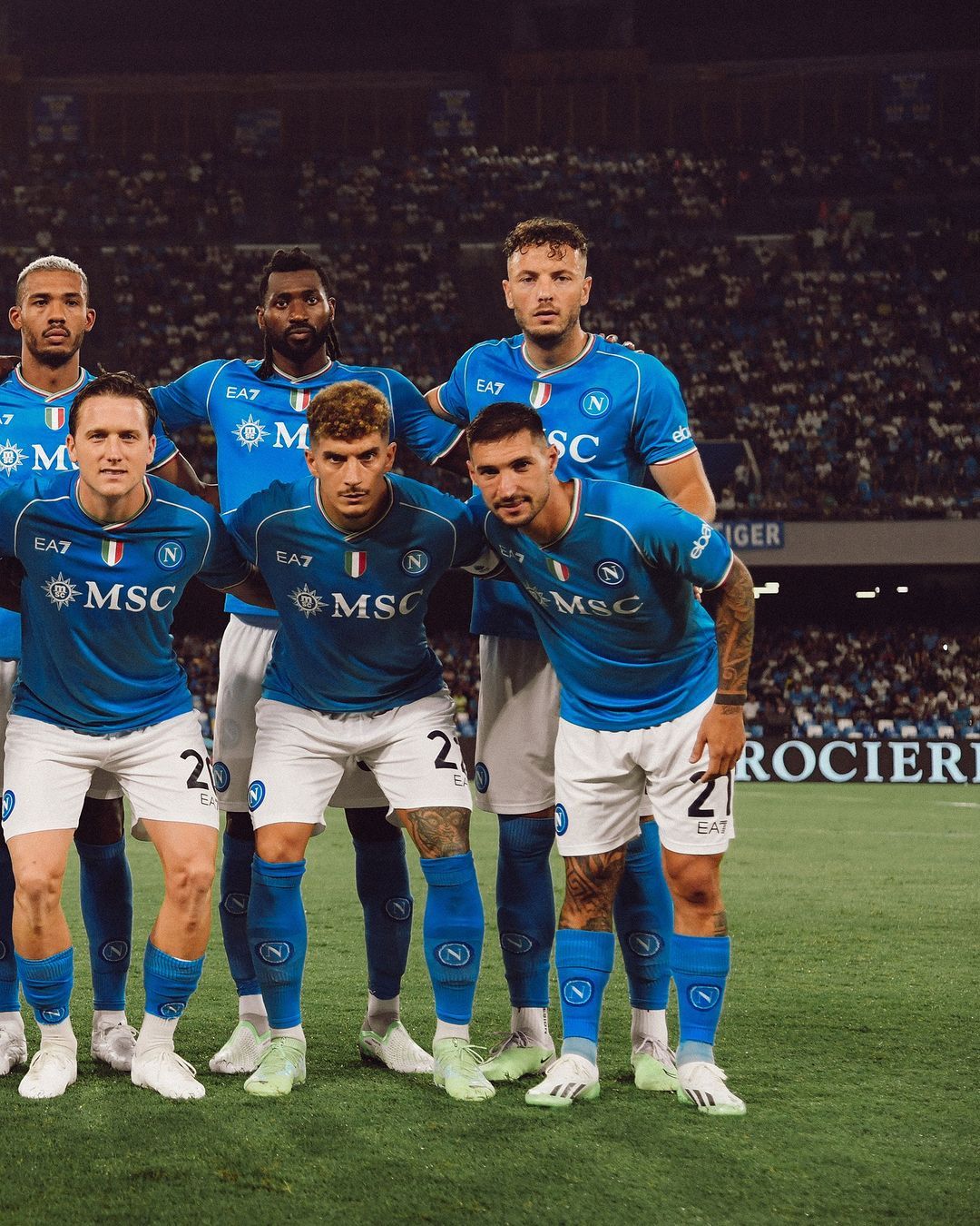 关于那不勒斯力争胜利,迎击萨索洛挑战的信息 关于那不勒斯力争胜利,迎击萨索洛挑战的信息