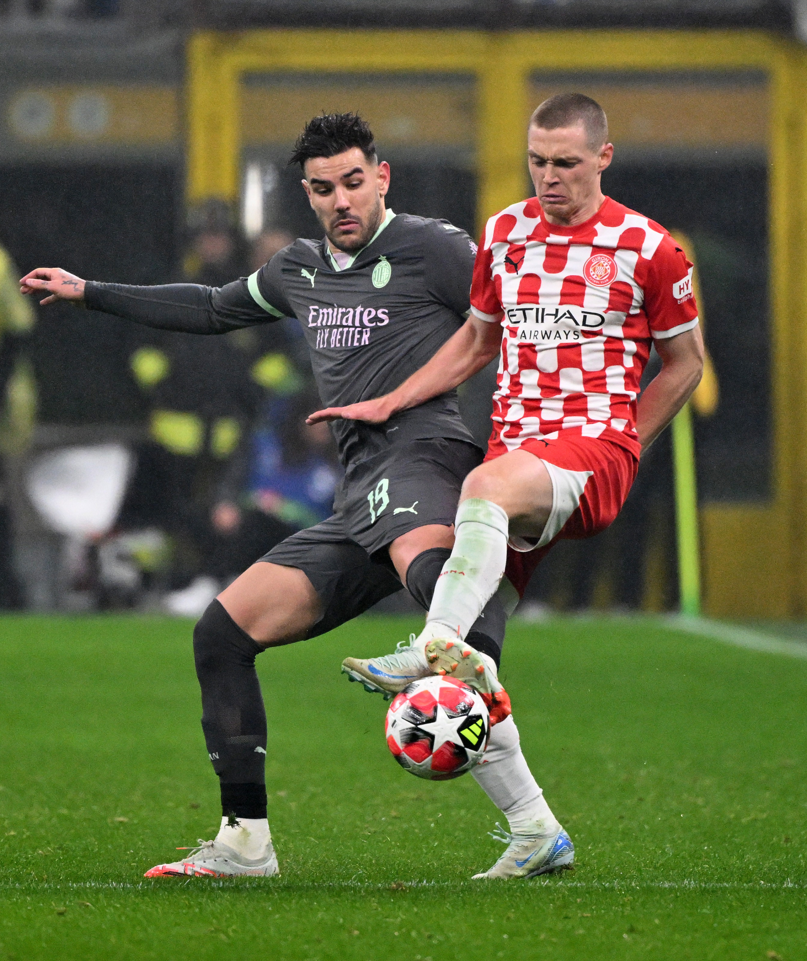 AC米兰客场惨败,欧冠资格岌岌可危的简单介绍 AC米兰客场惨败,欧冠资格岌岌可危的简单介绍