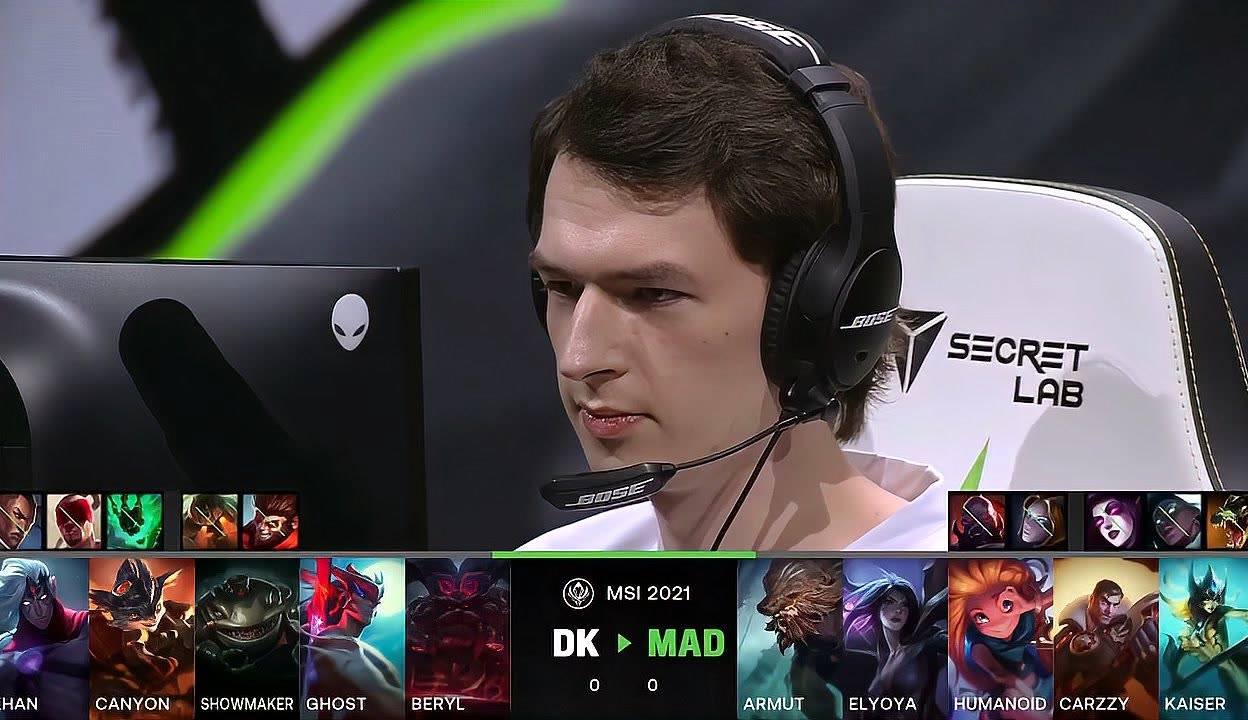 MAD险胜BLG,ShowMaker完成史诗逆转2025世界赛3:0(伦敦) MAD险胜BLG,ShowMaker完成史诗逆转2025世界赛3:0(伦敦)