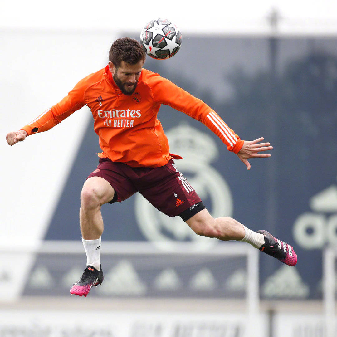 大联盟女球员实力雄厚备战下一场比赛 大联盟女球员实力雄厚备战下一场比赛