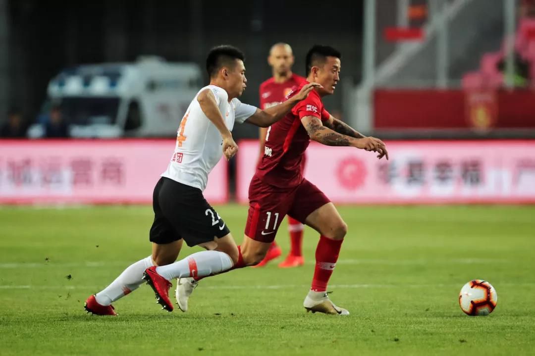 关于武汉卓尔客场不敌河北华夏幸福，难以阻挡的信息