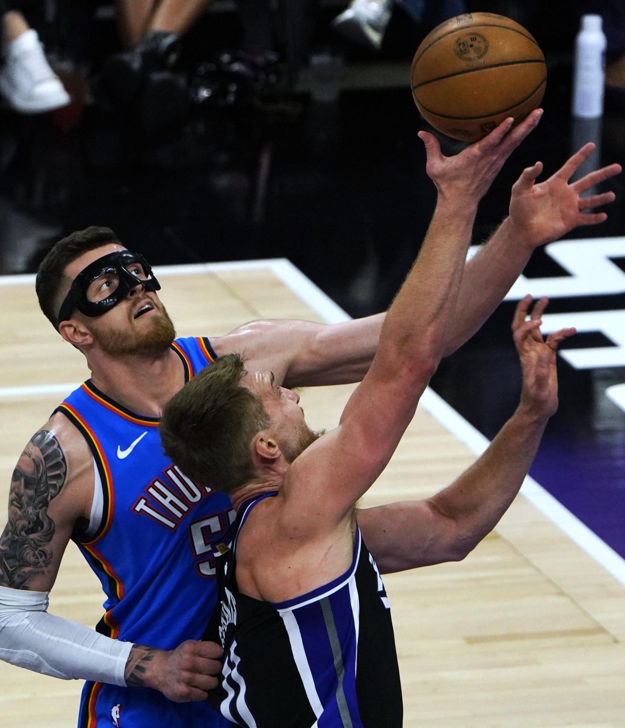 篮网队擒下雷霆取得连胜 篮网队擒下雷霆取得连胜