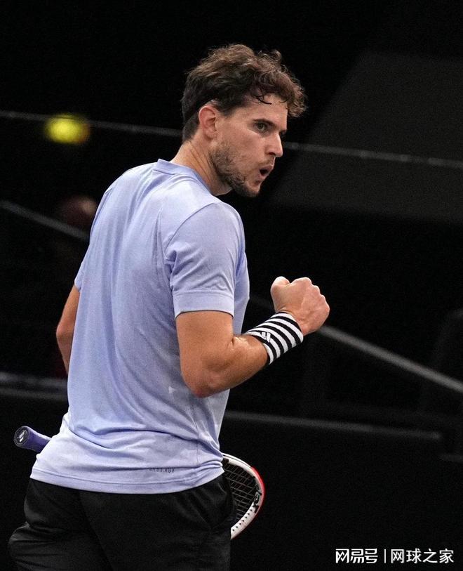 意大利网球队完胜美国网球队,瓦林卡送出助攻 意大利网球队完胜美国网球队,瓦林卡送出助攻