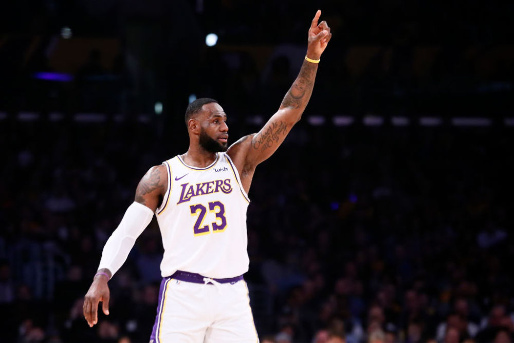 鹈鹕大胜骑士,迎来四连胜的简单介绍 鹈鹕大胜骑士,迎来四连胜的简单介绍