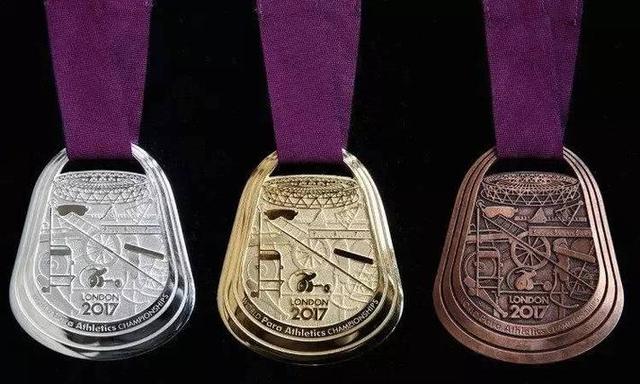 关于印度羽毛球队逆转英格兰羽毛球队,辛杜统治全场的信息 关于印度羽毛球队逆转英格兰羽毛球队,辛杜统治全场的信息