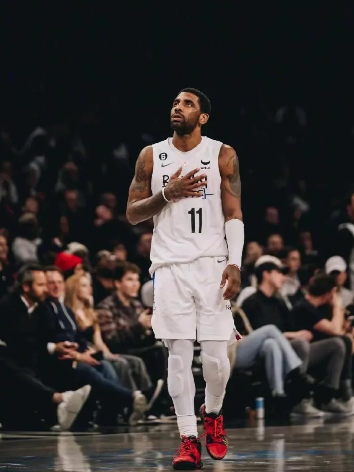 独行侠险胜新疆队,欧文带队取胜 独行侠险胜新疆队,欧文带队取胜