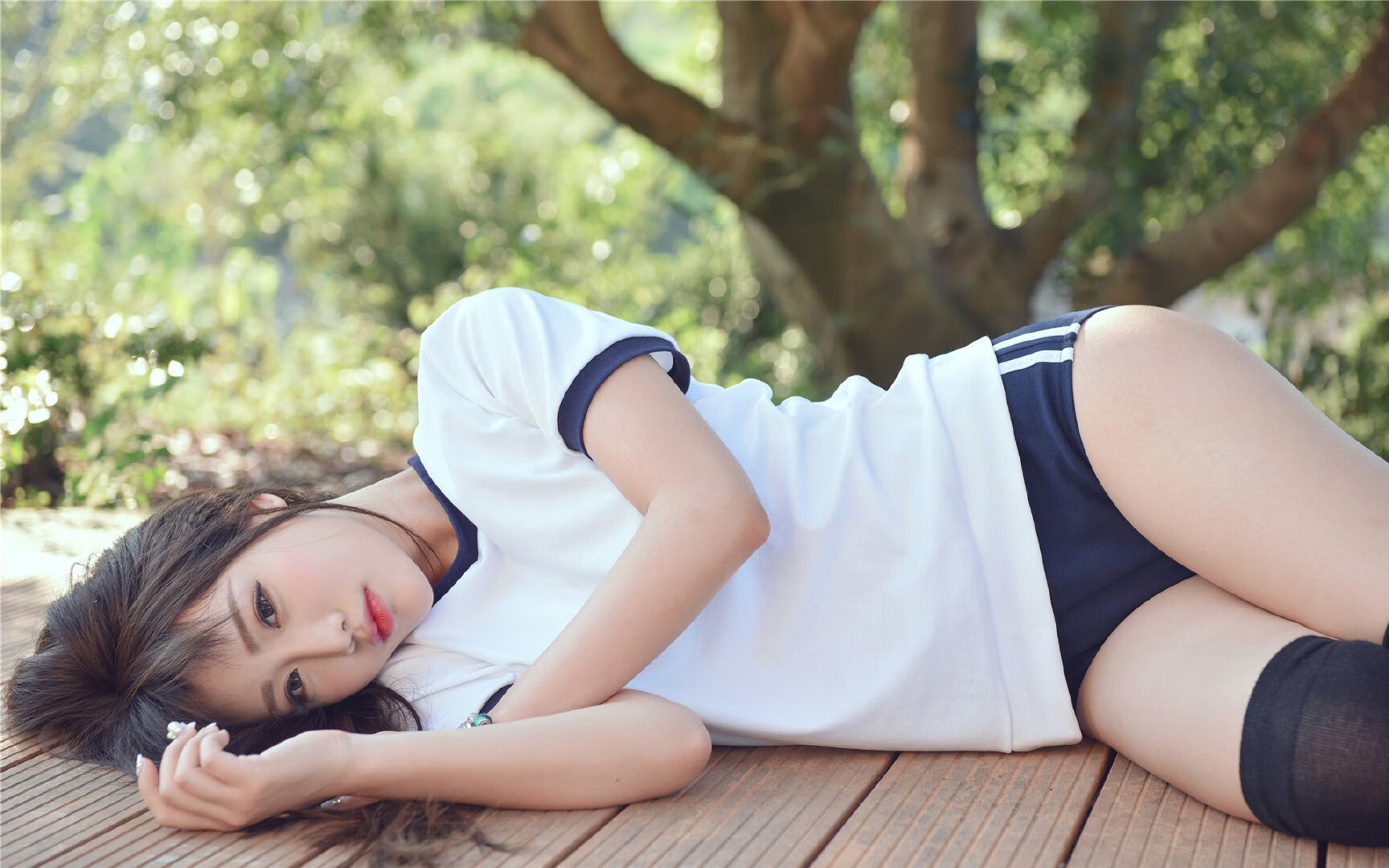 乌拉圭击溃美国，劳塔罗关键时刻挺身而出，诠释绿茵场上的冷酷与救赎