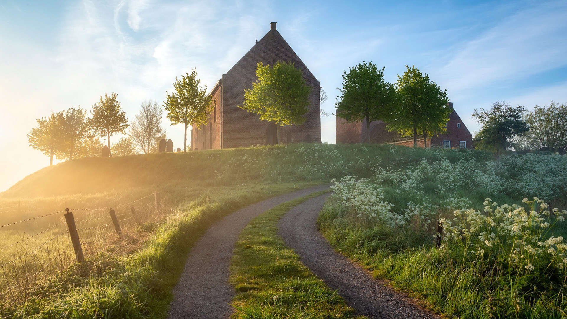 哈利伯顿关键发挥,鹈鹕力克快船获重要胜利