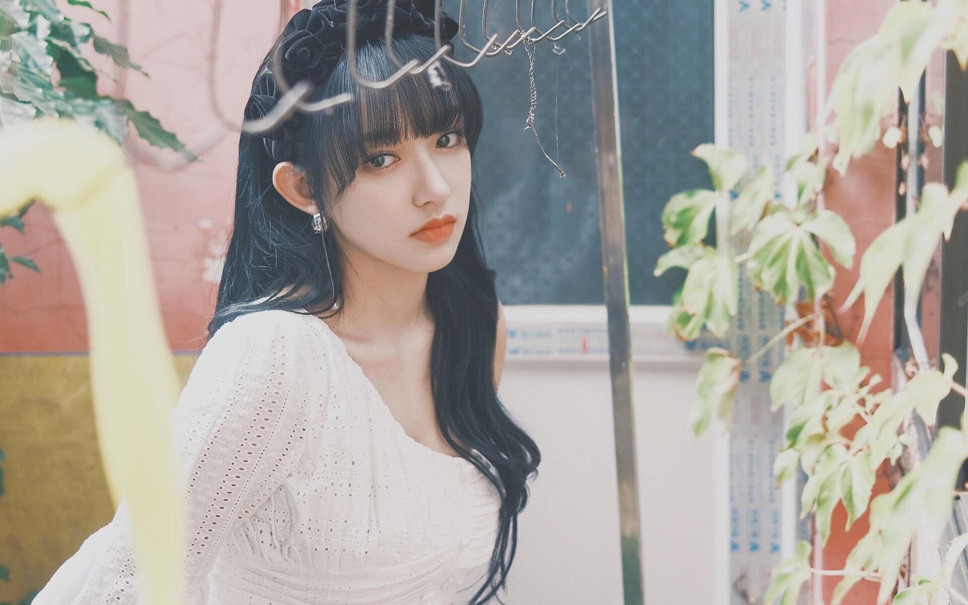 双线狂飙，F1新赛季揭幕战焦点战与秘鲁掀翻尼日利亚的震撼对决